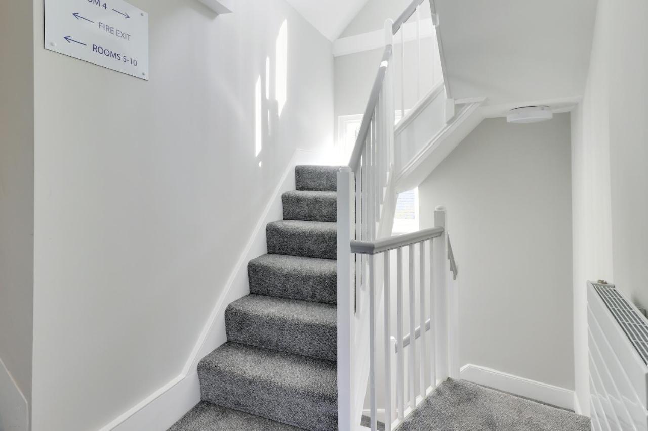 הייסטינגס Master Accommodation Suite 2 Sea View With Balcony מראה חיצוני תמונה